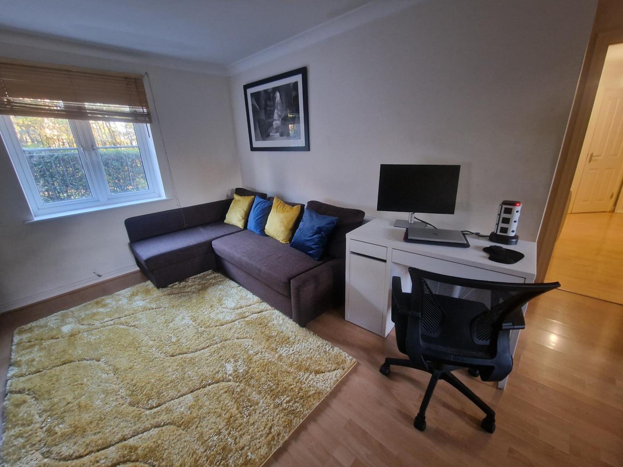Calm And Cosy For Professionals * Purfleet